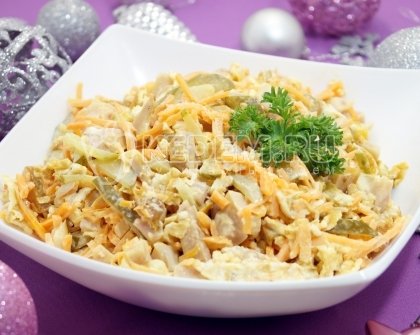 Салат с копченой курицей «Новогодний вечер»