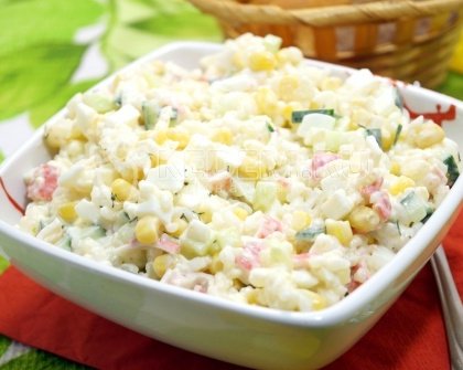 Салат с крабовыми палочками «Красти»