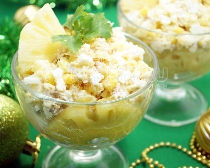 Салат с курицей «Новогодний»